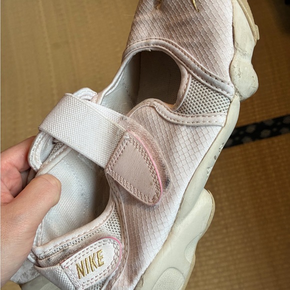 Pink Nike Air Rift tabis - Picture 6 of 9